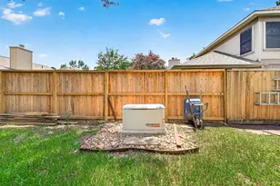 8815 Driftstone Dr, Spring, TX 77379 - Photo 38