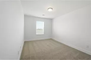 9002 Gull Cyn Dr, Baytown, TX 77521 - Photo 30