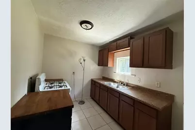 5402 Flamingo Drive, Houston, TX 77033 - Photo 6