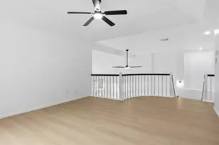 1410 Rosemeadow Dr, Houston, TX 77094 - Photo 32