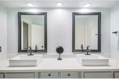 14708 Perthshire Road #A, Houston, TX 77079 - Photo 10