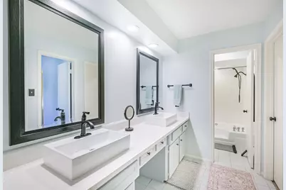 14708 Perthshire Road #A, Houston, TX 77079 - Photo 8