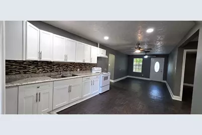 5701 County Road 288 #7, Angleton, TX 77515 - Photo 4
