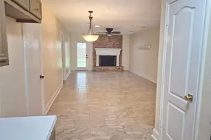 54 Aloe Vera Ct, Lake Jackson, TX 77566 - Photo 4