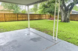 54 Aloe Vera Ct, Lake Jackson, TX 77566 - Photo 12