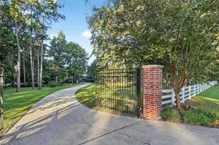 420 Whispering Meadow, Magnolia, TX 77355 - Photo 2