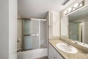 515 Tallowood Rd, Houston, TX 77024 - Photo 14
