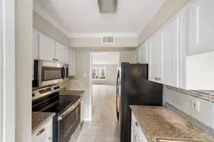 515 Tallowood Rd, Houston, TX 77024 - Photo 4