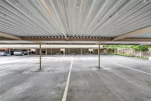 515 Tallowood Rd, Houston, TX 77024 - Photo 24