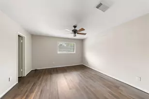 515 Tallowood Rd, Houston, TX 77024 - Photo 16