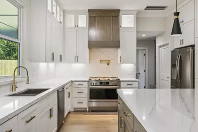 1441 Freedonia Drive, Houston, TX 77055 - Photo 14