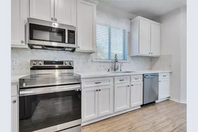 10723 Fletcher Bridge Lane, Sugar Land, TX 77498 - Photo 20