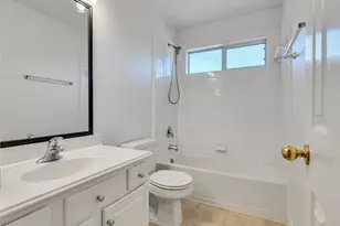 10723 Fletcher Bridge Ln, Sugar Land, TX 77498 - Photo 32