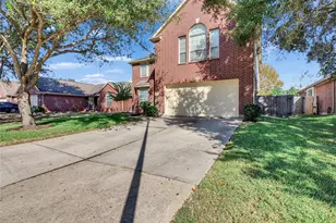 10723 Fletcher Bridge Ln, Sugar Land, TX 77498 - Photo 50