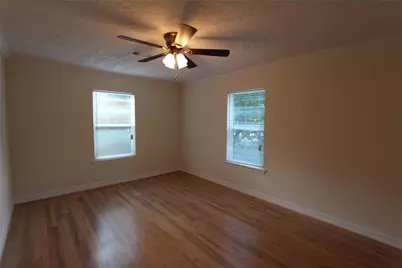 6506 Sivley Street, Houston, TX 77055 - Photo 8