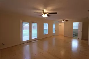 6506 Sivley St, Houston, TX 77055 - Photo 4
