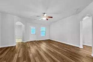 922 Fife Dr, Conroe, TX 77301 - Photo 6