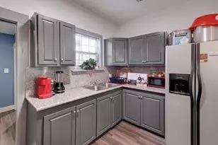 4409 Avenue K, Galveston, TX 77550 - Photo 14