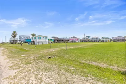 231 Coral Court, Surfside Beach, TX 77541 - Photo 4