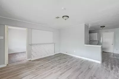 5315 Bellfort Court, Houston, TX 77033 - Photo 8