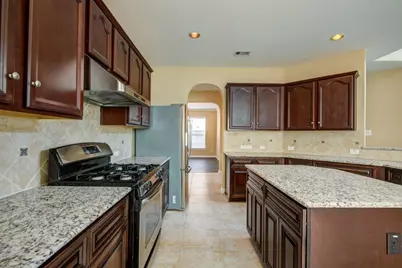 4411 Enchanted Spring Ct, Sugar Land, TX 77479 - Photo 8