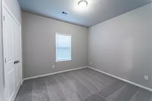 3187 Savannah Rose Dr, Angleton, TX 77515 - Photo 10