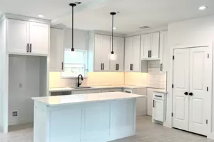 7107 Foster St, Houston, TX 77021 - Photo 8