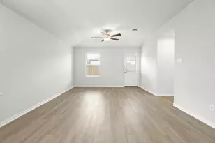 5345 Basquiat Dr, Houston, TX 77048 - Photo 12