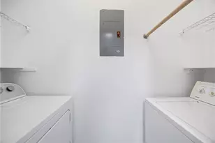 6500 Harbor Town Dr, Houston, TX 77036 - Photo 14