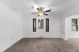 512 Gale St, Houston, TX 77009 - Photo 18