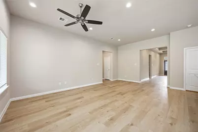 3915 Sugardale Street, Baytown, TX 77521 - Photo 6