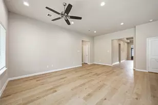 3915 Sugardale St, Baytown, TX 77521 - Photo 6