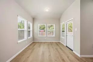 3915 Sugardale St, Baytown, TX 77521 - Photo 12
