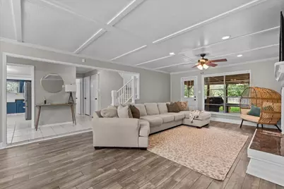209 Palm Aire Drive, Friendswood, TX 77546 - Photo 4
