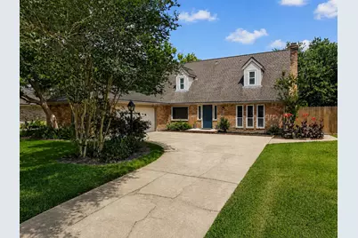 209 Palm Aire Drive, Friendswood, TX 77546 - Photo 2