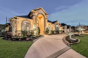 15818 Conners Ace Dr, Spring, TX 77379 - Photo 2