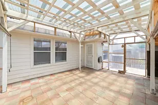 14047 Maximos Dr, Houston, TX 77083 - Photo 22