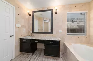 14047 Maximos Dr, Houston, TX 77083 - Photo 14