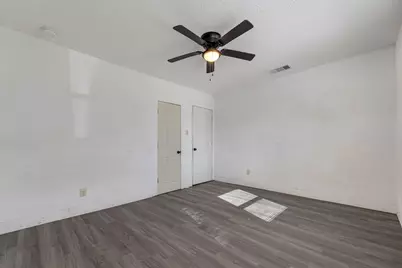 317-319 E B Street Street, La Porte, TX 77571 - Photo 14