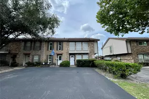 10682 Hazelhurst Dr, Houston, TX 77043 - Photo 1