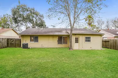 2718 N Brompton Drive, Pearland, TX 77584 - Photo 14
