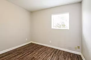 2718 N Brompton Dr, Pearland, TX 77584 - Photo 10