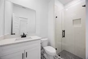 8326 Amethyst Valley Ln, Angleton, TX 77515 - Photo 16