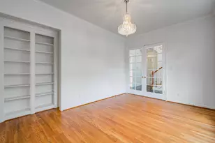 5425 Loch Lomond Dr, Houston, TX 77096 - Photo 10