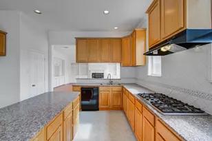 5425 Loch Lomond Dr, Houston, TX 77096 - Photo 16