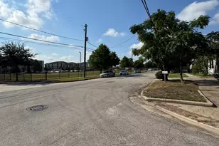 3317 Pease St, Houston, TX 77003 - Photo 8