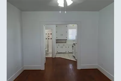 2924 Ave P 1/2 #1, Galveston, TX 77550 - Photo 6