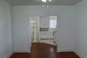 2924 Ave P 1/2, Galveston, TX 77550 - Photo 6