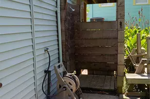 2924 Ave P 1/2, Galveston, TX 77550 - Photo 16