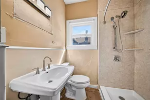 1207 Paschall St, Houston, TX 77009 - Photo 26